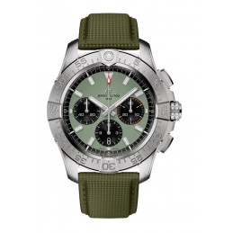 Breitling Avenger B01...