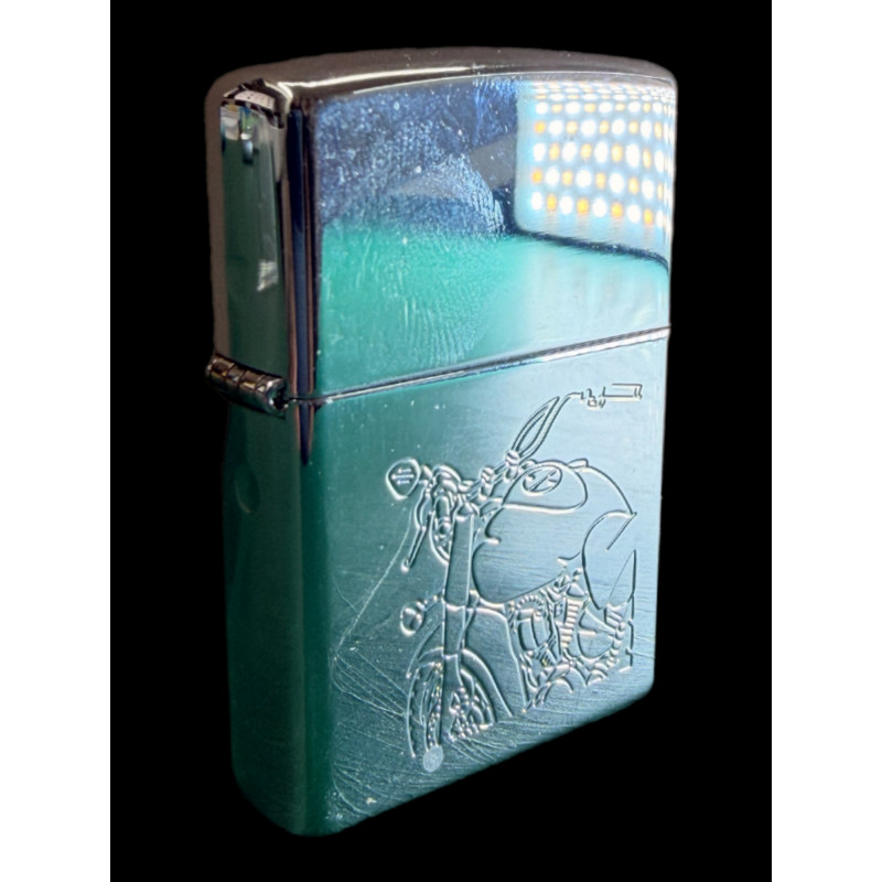 Zippo (Dec 2001) Moto