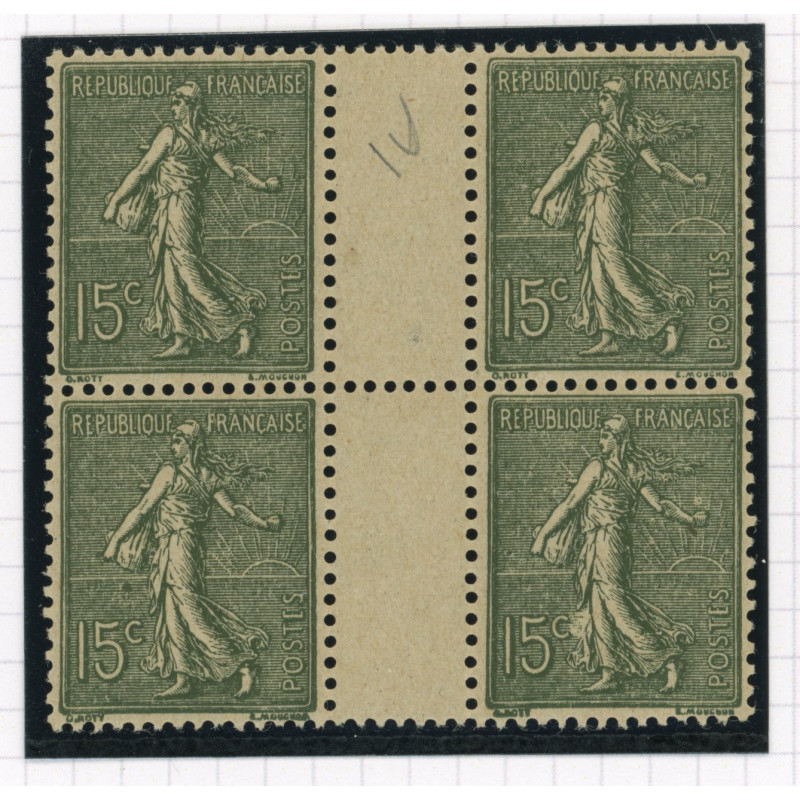 YT 130 - Neuf xx - Bloc de 4 - Intervalle - Type IV