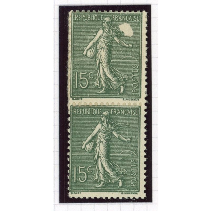 YT 130 - Neuf xx - Variete - Grosse tache blanche sur timbre haut