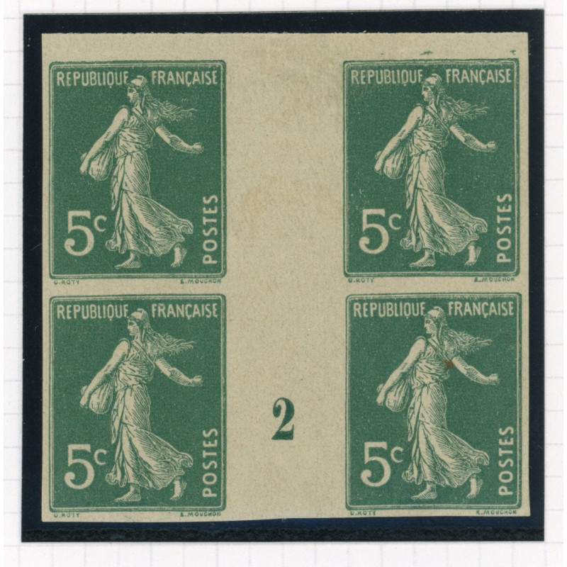 YT 137 - Neuf xx - Non dentele - Bloc de 4 - Millesime 2