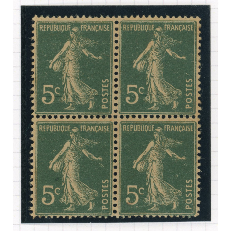 YT 137 - Neuf xx - Bloc de 4