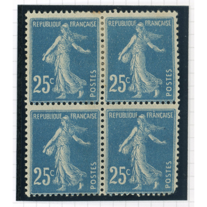 YT 140 - Neuf x - Bloc de 4