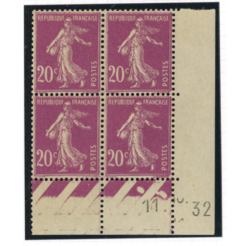 YT 190 - Neuf xx - Bloc de 4 - Coin date - Variete sur la date