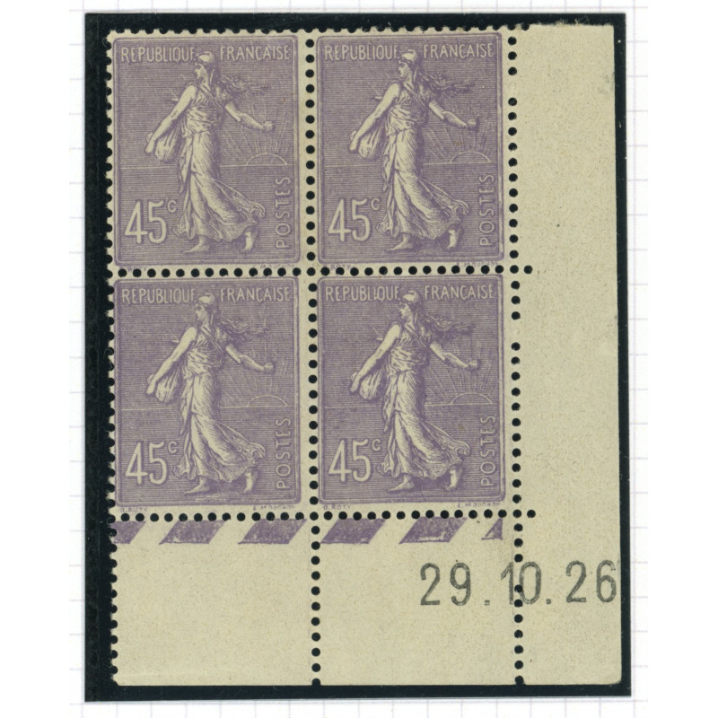YT 197 - Neuf x - Bloc de 4 - Coin date 29/10/26