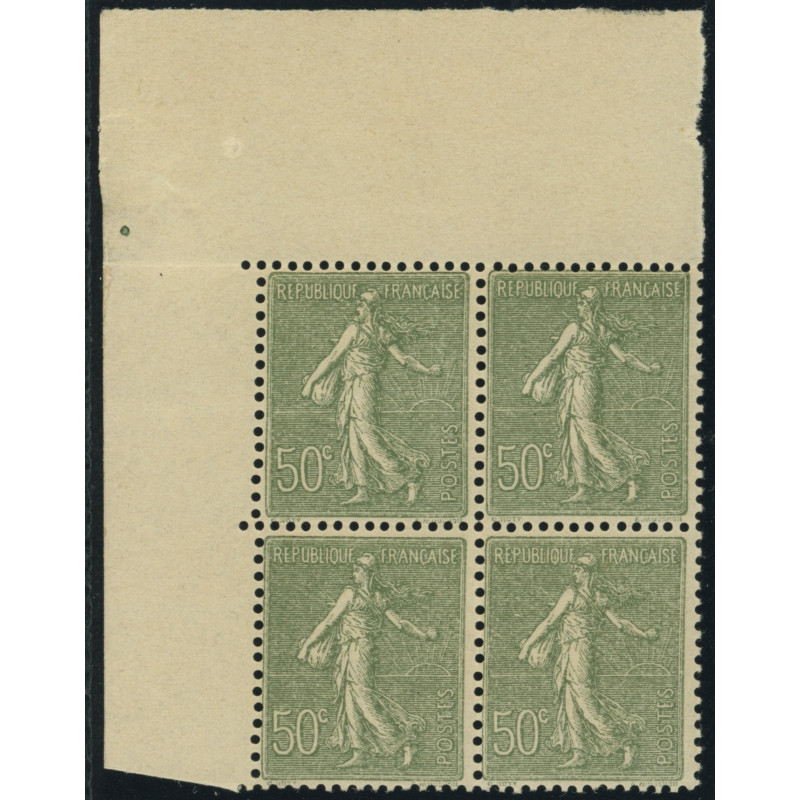 YT 198 - Neuf xx - Bloc de 4 - Coin de feuille Haut Gauche
