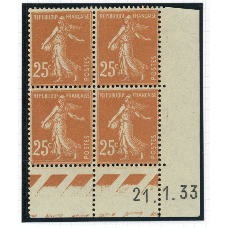 YT 235 - Neuf xx - Bloc de 4 - Coin date 21/1/33