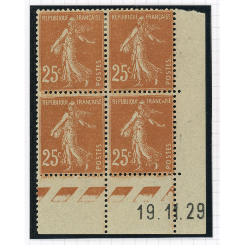 YT 235 - Neuf xx - Bloc de 4 - Coin date 19/1/29